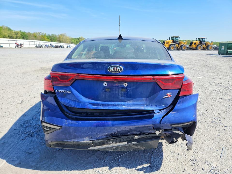 2019 Kia Forte მანქანა იყიდება აუქციონზე, vin: 3KPF34AD3KE118046, აუქციონის ნომერი: 49392466