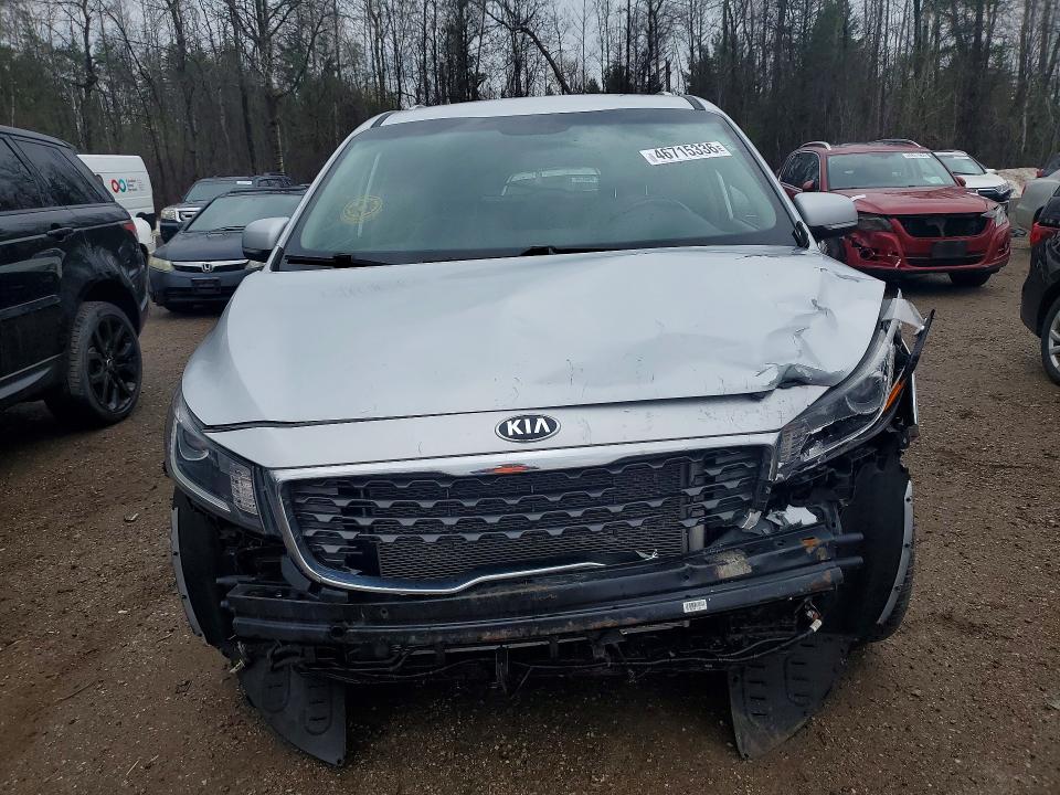 46715336 :رقم المزاد ، KNDMB5C13L6565213 vin ، 2020 Kia Sedona مزاد بيع