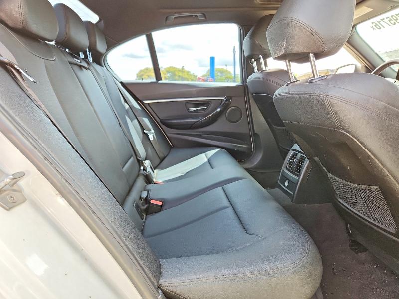 50795716 :رقم المزاد ، WBA8B9G3XHNU55824 vin ، 2017 Bmw 330 مزاد بيع