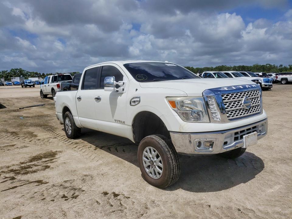 49076726 :رقم المزاد ، 1N6AA1EK9HN546115 vin ، 2017 Nissan Titan مزاد بيع
