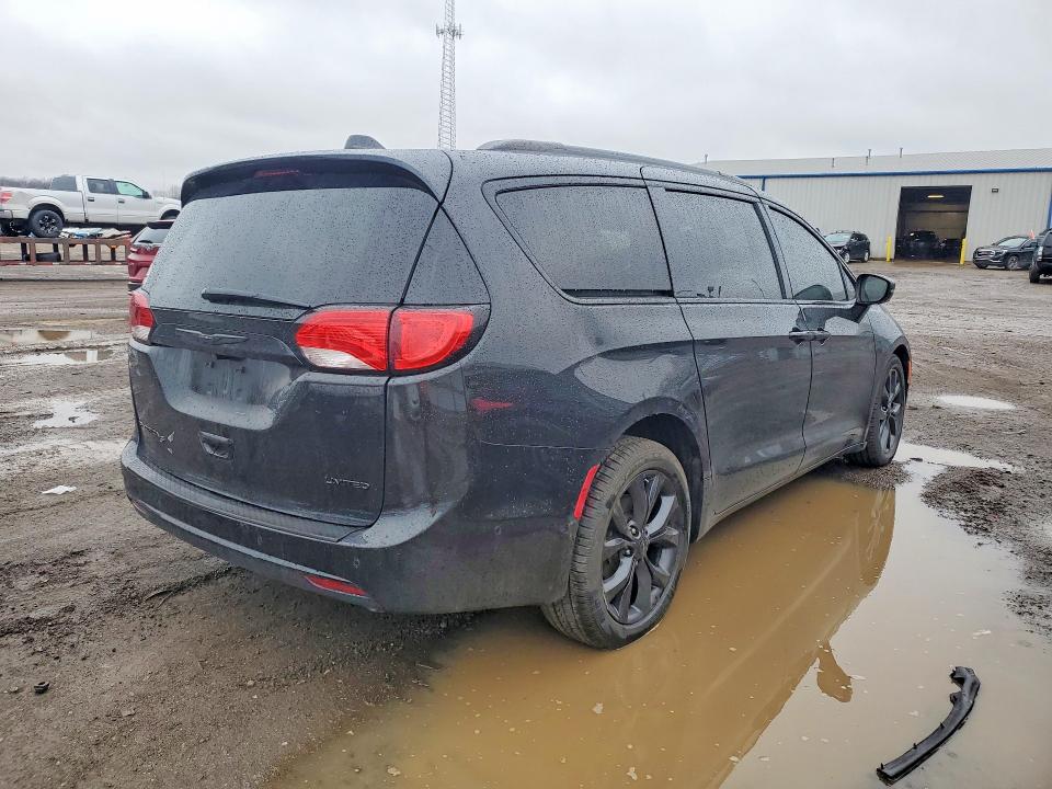 Aukcja sprzedaży 2018 Chrysler Pacifica, vin: 2C4RC1GG5JR310658, numer aukcji: 49225426