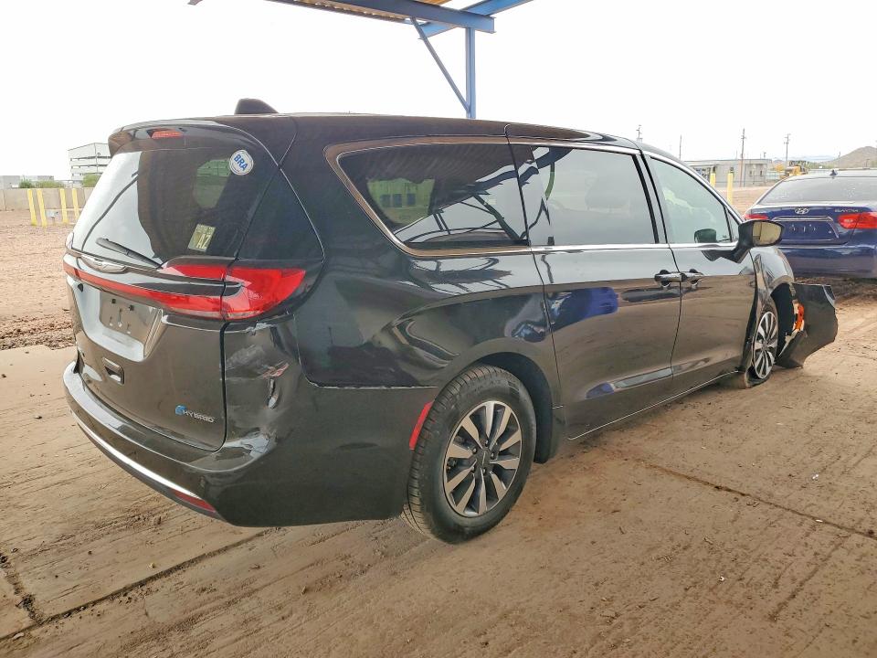49005086 :رقم المزاد ، 2C4RC1L76PR519020 vin ، 2023 Chrysler Pacifica مزاد بيع