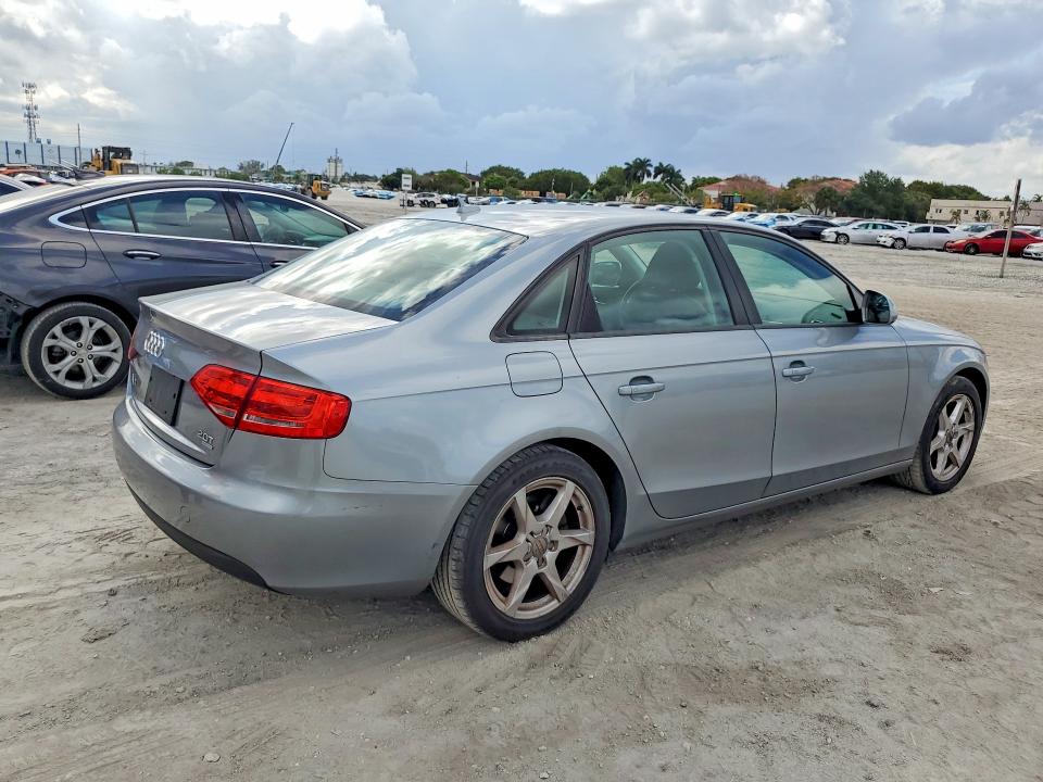 Продажа на аукционе авто 2009 Audi A4, vin: WAULF78KX9N033949, номер лота: 51063596