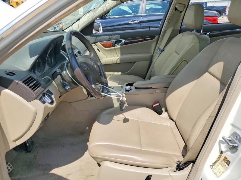Продажа на аукционе авто 2011 Mercedes-benz C, vin: WDDGF8BB1BR151475, номер лота: 49138126