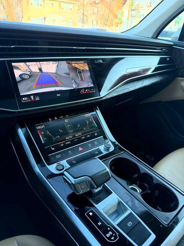 49511446 :رقم المزاد ، WA1AXAF76MD015749 vin ، 2021 Audi Q7 مزاد بيع