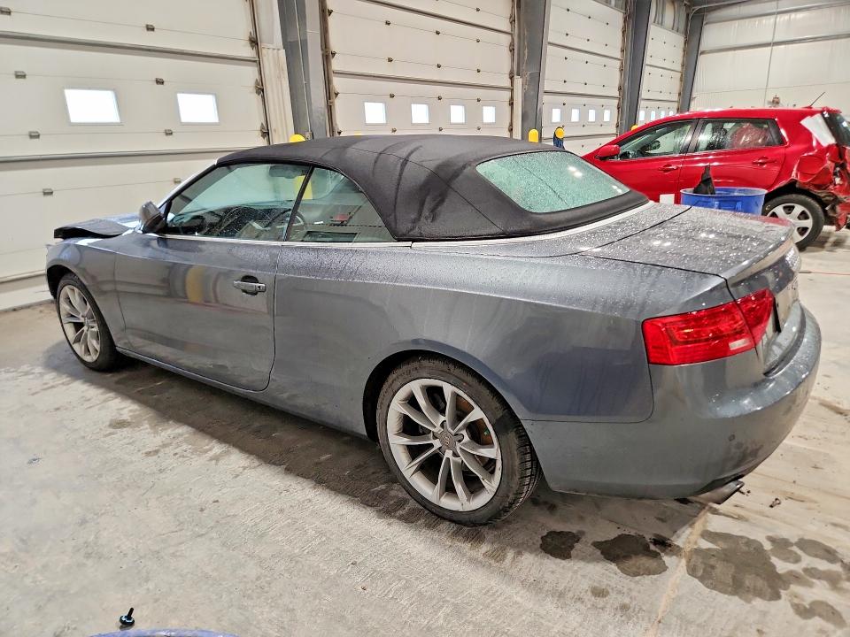 48324526 :رقم المزاد ، WAUVFAFH1DN000652 vin ، 2013 Audi A5 مزاد بيع
