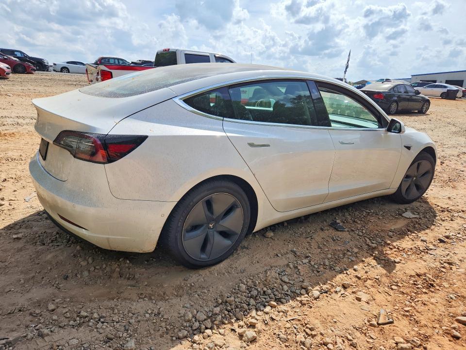 48504546 :رقم المزاد ، 5YJ3E1EA8LF737085 vin ، 2020 Tesla Model 3 مزاد بيع