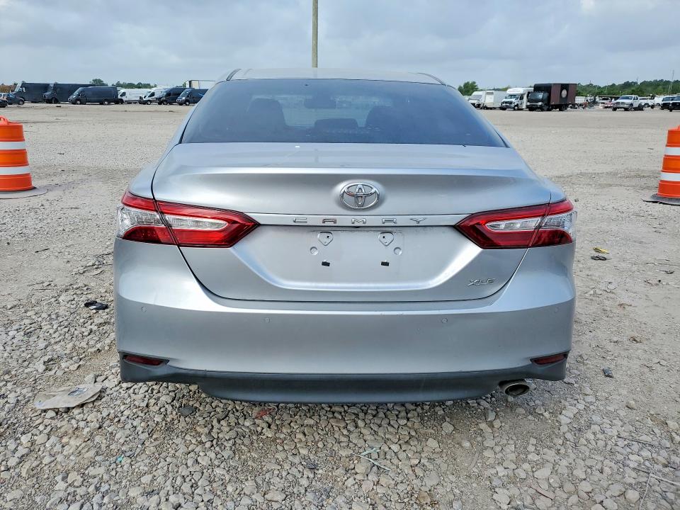 Aukcja sprzedaży 2018 Toyota Camry, vin: 4T1B11HK3JU154600, numer aukcji: 51456896