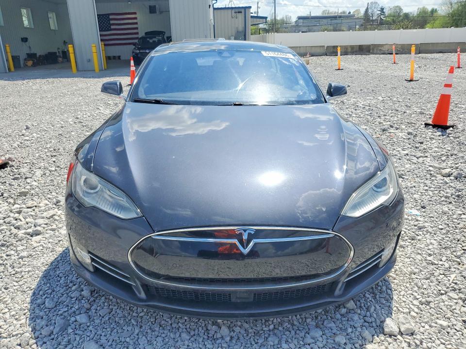 Продаж на аукціоні авто 2015 Tesla Model S, vin: 5YJSA1H25FF091116, номер лоту: 51164486