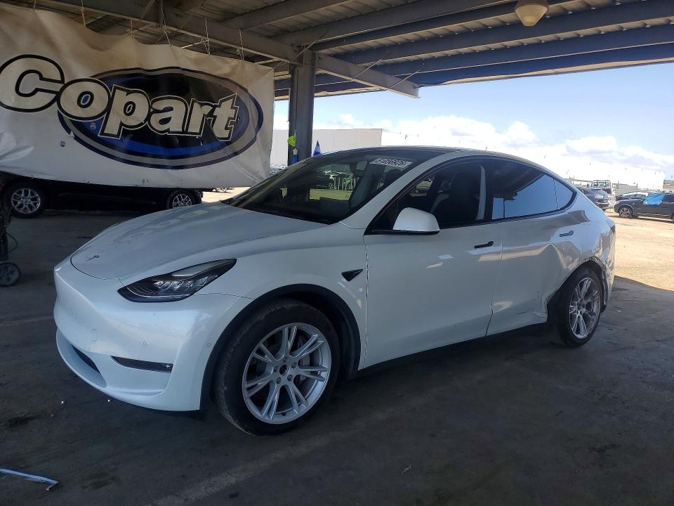Продажа на аукционе авто 2021 Tesla Model Y, vin: 5YJYGAEE8MF252014, номер лота: 51036926