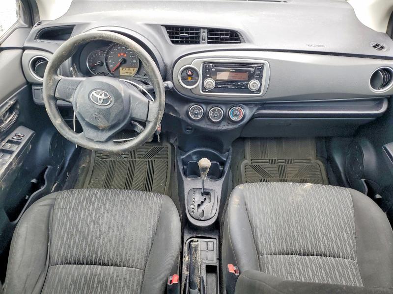 2014 Toyota Yaris მანქანა იყიდება აუქციონზე, vin: VNKKTUD32EA013692, აუქციონის ნომერი: 49875536