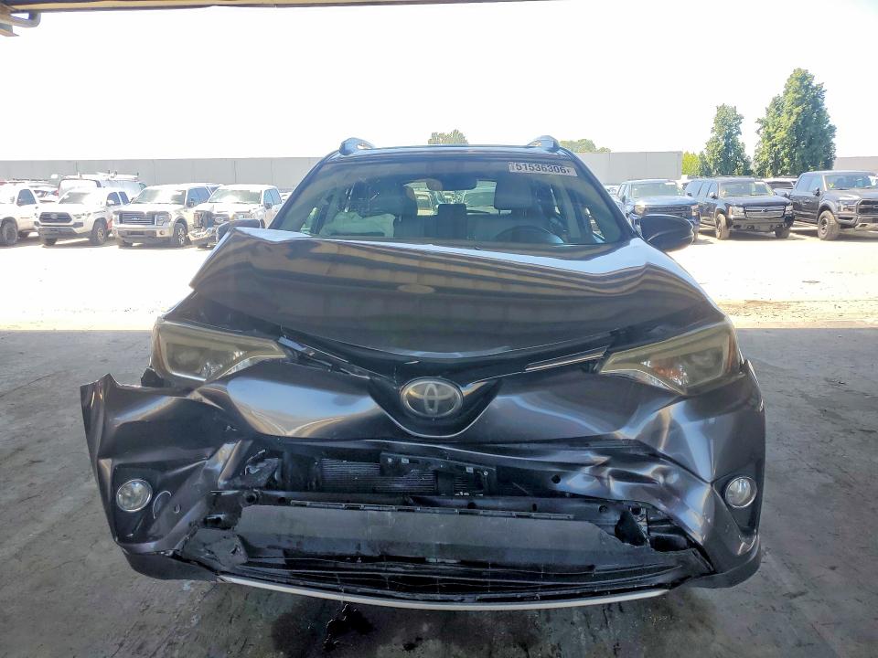 2018 Toyota Rav4 მანქანა იყიდება აუქციონზე, vin: JTMYFREV8JD116471, აუქციონის ნომერი: 51536306
