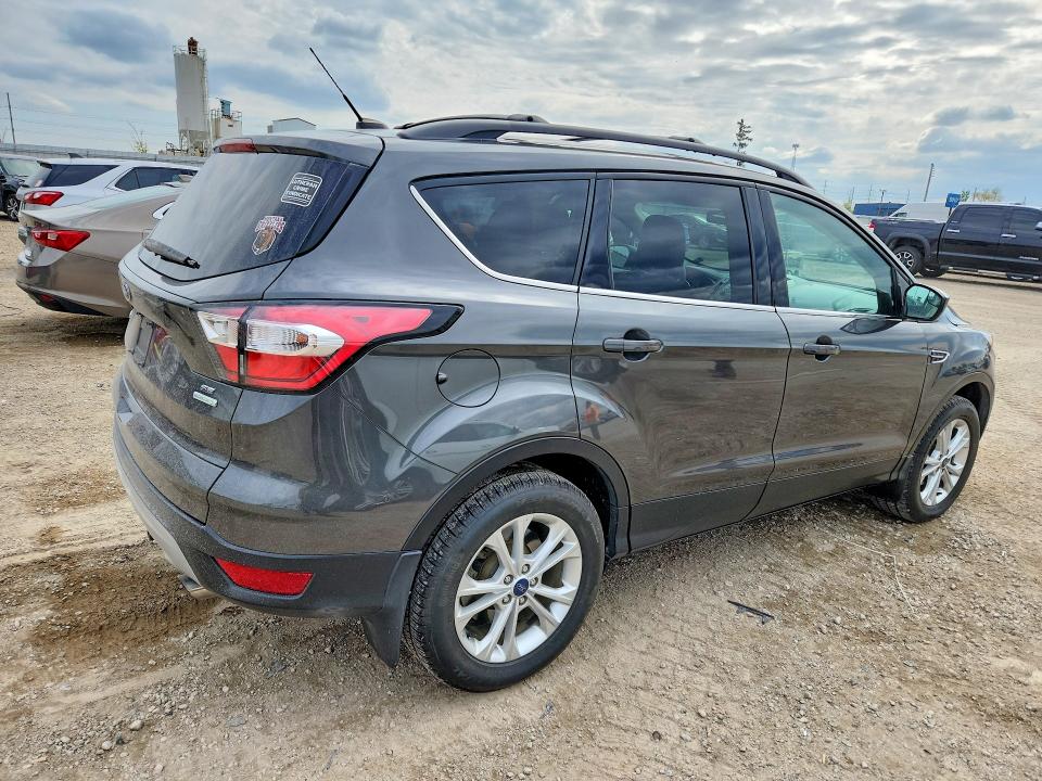 2018 Ford Escape მანქანა იყიდება აუქციონზე, vin: 1FMCU0GDXJUC48272, აუქციონის ნომერი: 51907666