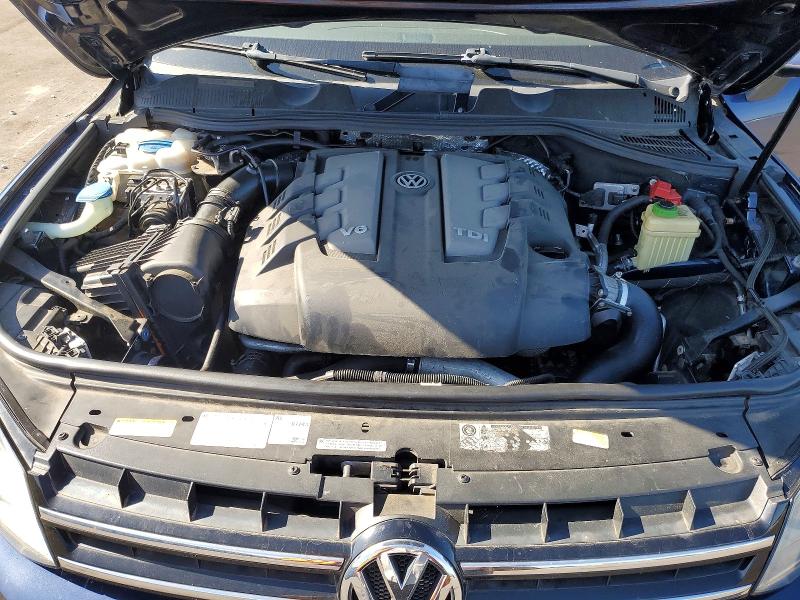 2013 Volkswagen Touareg მანქანა იყიდება აუქციონზე, vin: WVGEP9BP2DD004450, აუქციონის ნომერი: 50152496