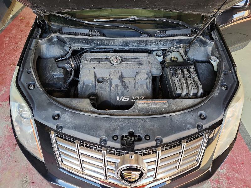 2015 Cadillac Srx მანქანა იყიდება აუქციონზე, vin: 3GYFNEE31FS619911, აუქციონის ნომერი: 48993446