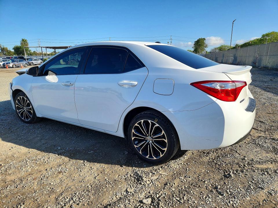 2015 Toyota Corolla მანქანა იყიდება აუქციონზე, vin: 5YFBURHE3FP243818, აუქციონის ნომერი: 49841236