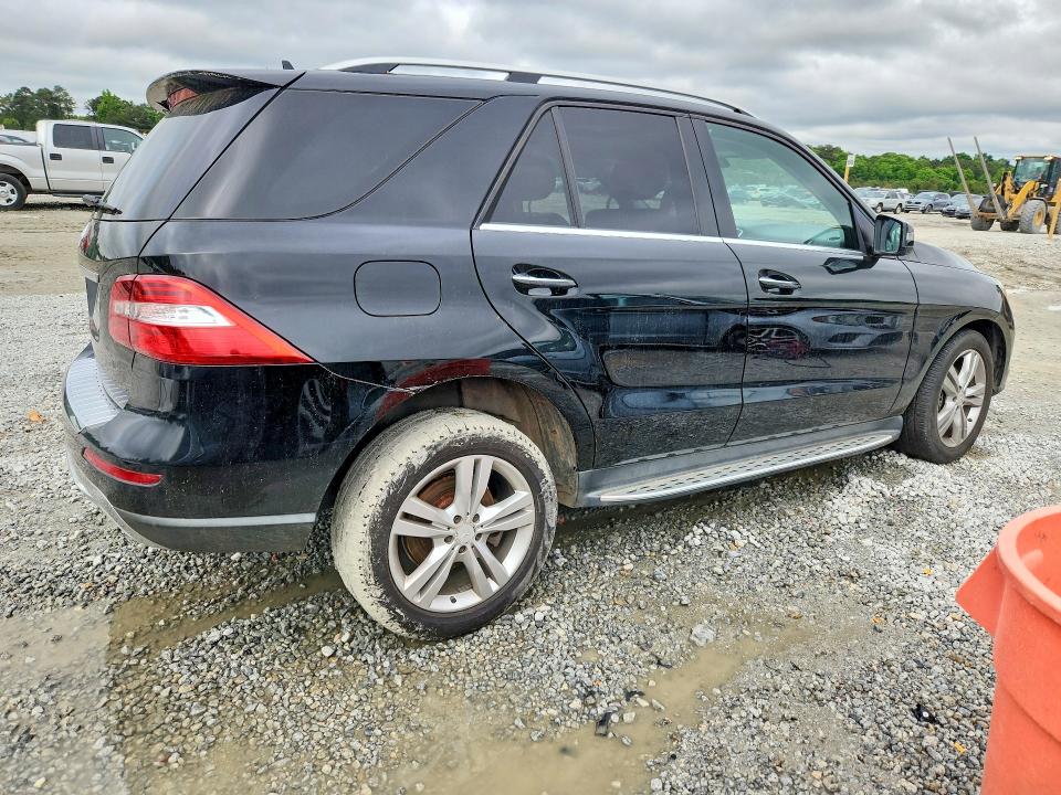 51615406 :رقم المزاد ، 4JGDA5JBXFA514450 vin ، 2015 Mercedes-benz Ml مزاد بيع
