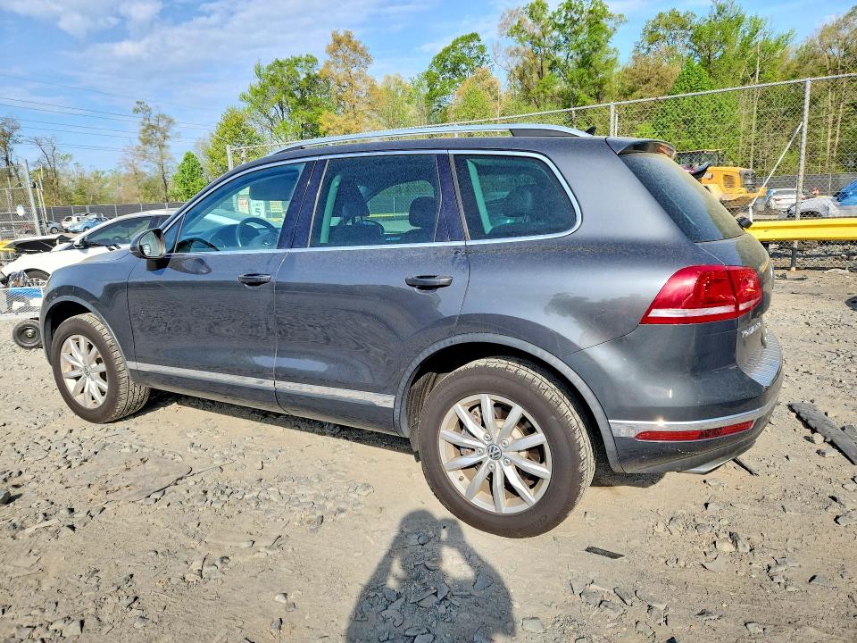 Aukcja sprzedaży 2015 Volkswagen Touareg, vin: WVGEF9BP6FD006644, numer aukcji: 49884056