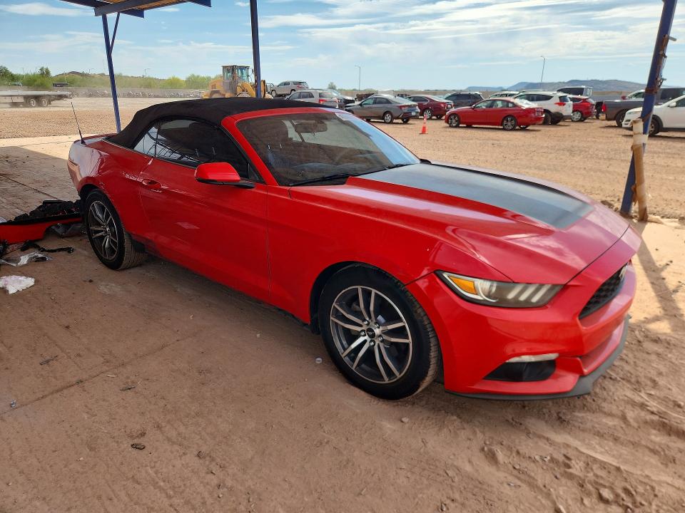49646716 :رقم المزاد ، 1FATP8UHXF5426593 vin ، 2015 Ford Mustang مزاد بيع