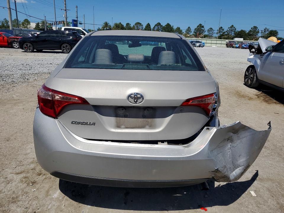 Продажа на аукционе авто 2017 Toyota Corolla, vin: 5YFBURHE3HP570495, номер лота: 51153636