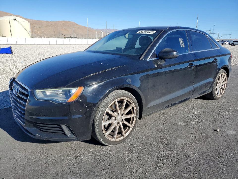 51202546 :رقم المزاد ، WAUCCGFF3F1004956 vin ، 2015 Audi A3 مزاد بيع