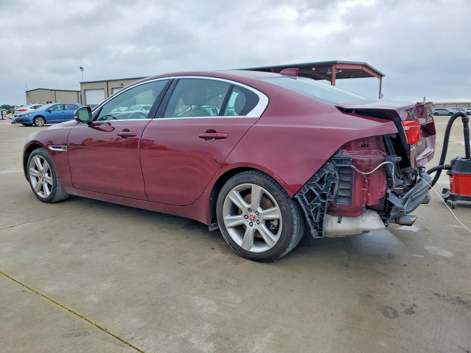 49593376 :رقم المزاد ، SAJAE4BG1HA969756 vin ، 2017 Jaguar Xe مزاد بيع