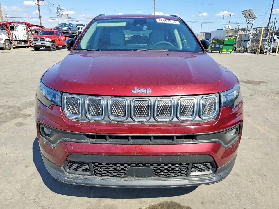 48507016 :رقم المزاد ، 3C4NJCBB8NT218393 vin ، 2022 Jeep Compass مزاد بيع