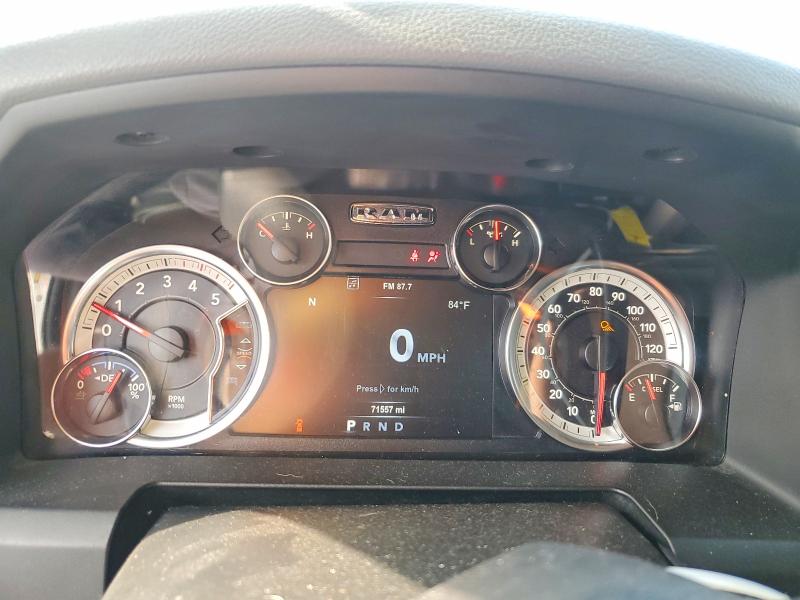 50838896 :رقم المزاد ، 3C6UR5JL2JG348366 vin ، 2018 Ram 2500 مزاد بيع