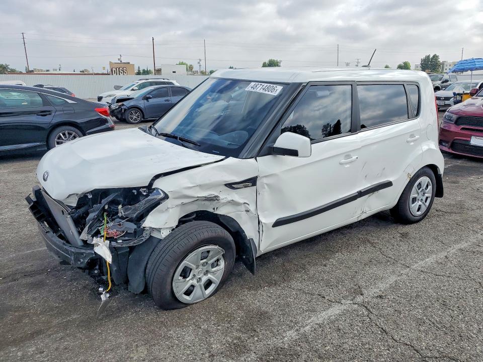 48714806 :رقم المزاد ، KNDJT2A56D7771416 vin ، 2013 Kia Soul مزاد بيع