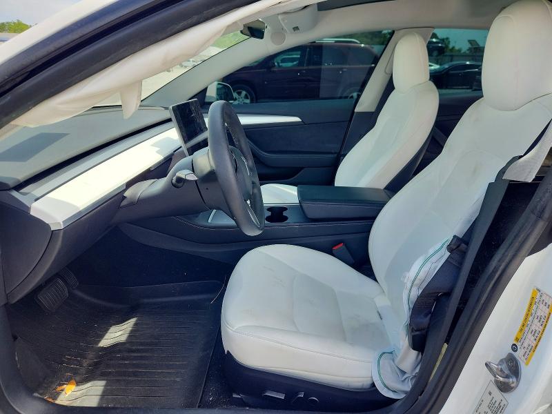 50901036 :رقم المزاد ، 5YJ3E1EB9NF252983 vin ، 2022 Tesla Model 3 مزاد بيع