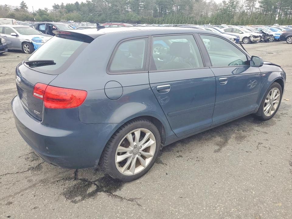 48137096 :رقم المزاد ، WAUBEAFM0CA151801 vin ، 2012 Audi A3 مزاد بيع