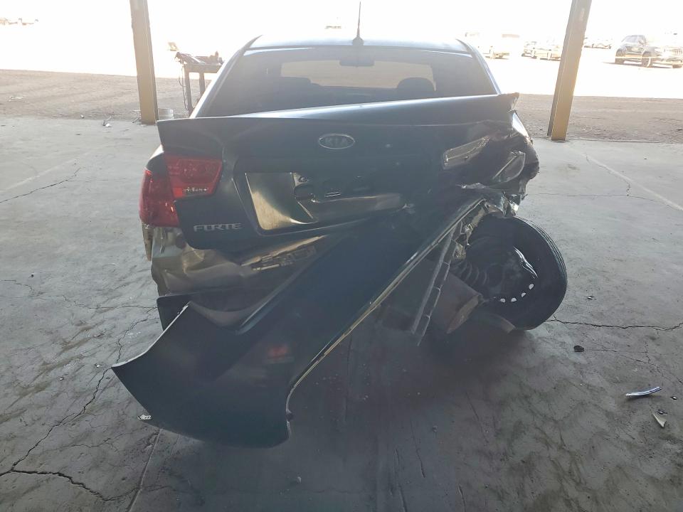 2011 Kia Forte მანქანა იყიდება აუქციონზე, vin: KNAFT4A22B5324479, აუქციონის ნომერი: 49129556