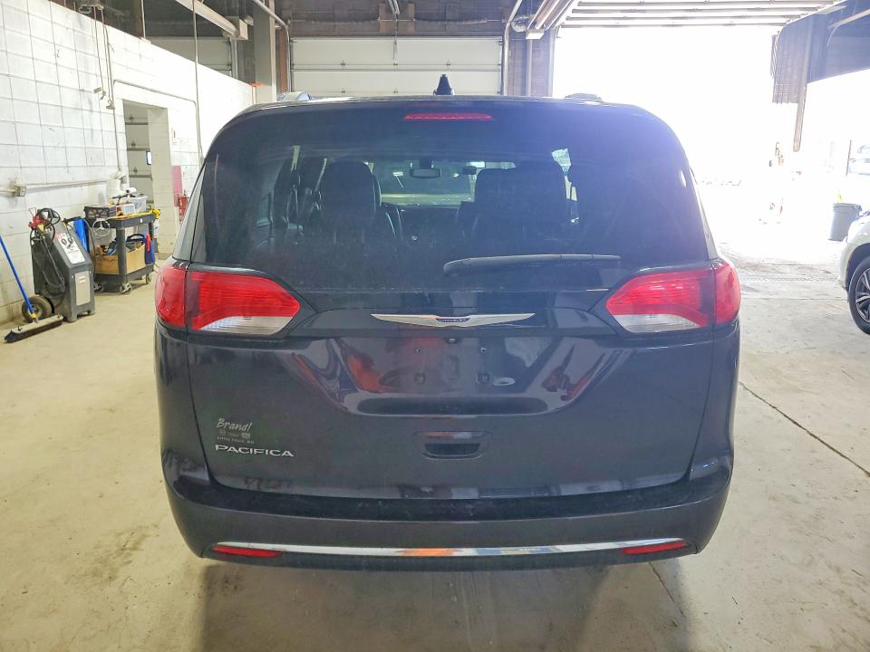 51333456 :رقم المزاد ، 2C4RC1BG8KR588141 vin ، 2019 Chrysler Pacifica مزاد بيع