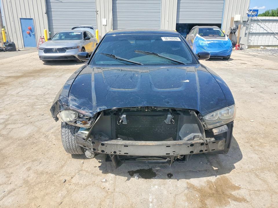 50190696 :رقم المزاد ، 2C3CDXBGXDH591643 vin ، 2013 Dodge Charger مزاد بيع