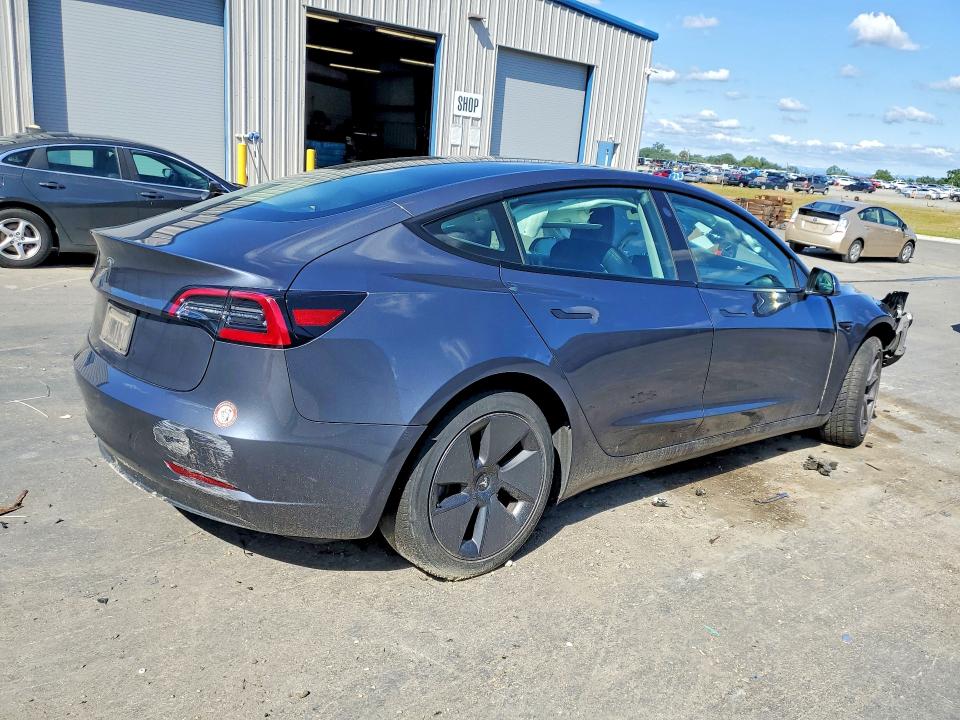 2023 Tesla Model 3 მანქანა იყიდება აუქციონზე, vin: 5YJ3E1EA4PF562937, აუქციონის ნომერი: 49686336