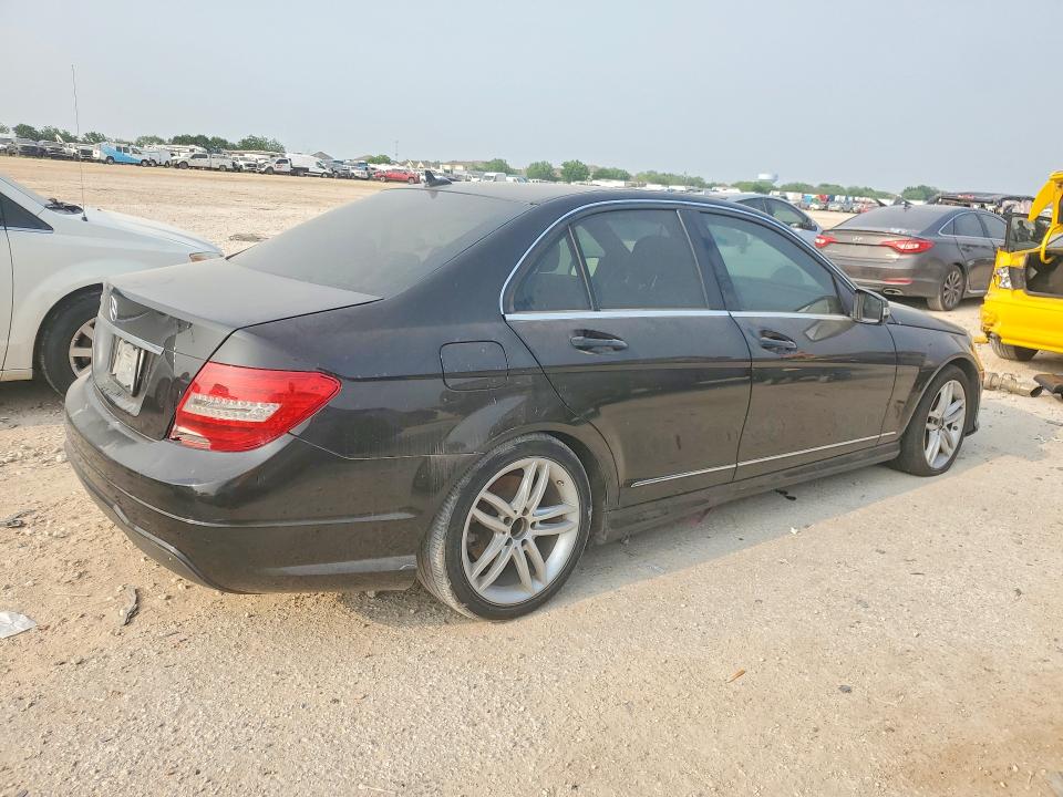51874076 :رقم المزاد ، WDDGF4HB1DA862207 vin ، 2013 Mercedes-benz C مزاد بيع