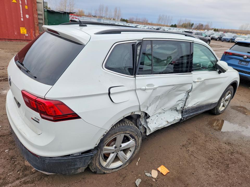 Продаж на аукціоні авто 2018 Volkswagen Tiguan, vin: 3VV2B7AX5JM170071, номер лоту: 49097086