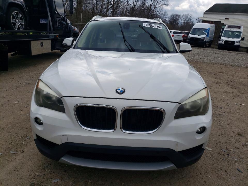 49062826 :رقم المزاد ، WBAVL1C53DVR83577 vin ، 2013 Bmw X1 مزاد بيع