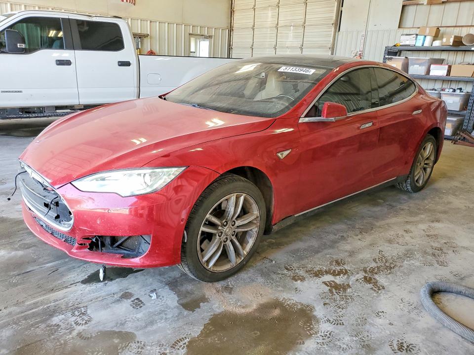 Auction sale of the 2015 Tesla Model S, vin: 5YJSA1H24FF082259, lot number: 51133946