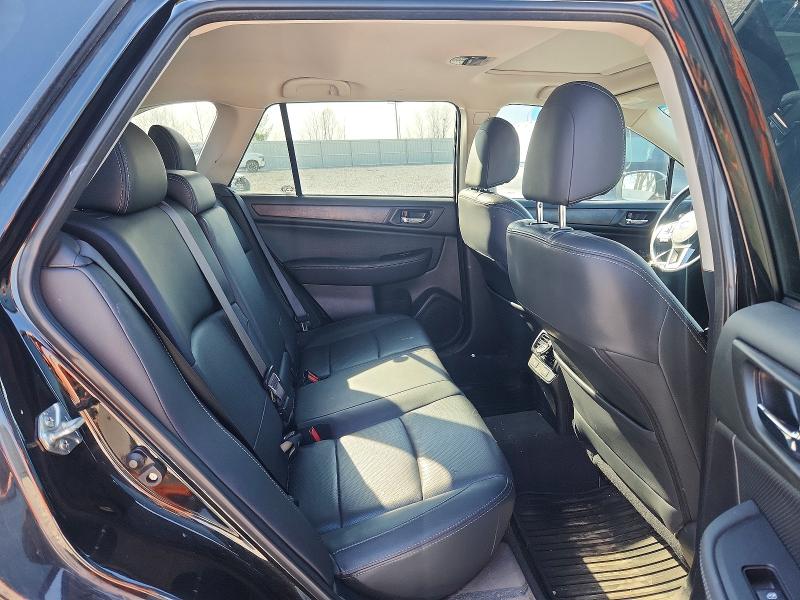 49152326 :رقم المزاد ، 4S4BSANC7H3235853 vin ، 2017 Subaru Outback مزاد بيع