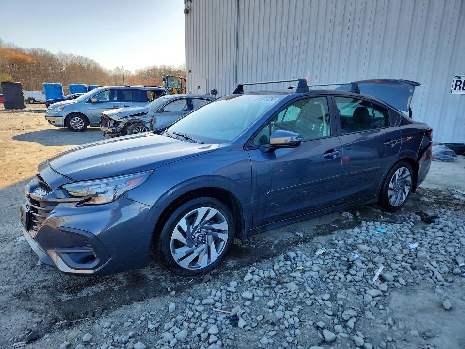 49331406 :رقم المزاد ، 4S3BWAN68P3016451 vin ، 2023 Subaru Legacy مزاد بيع