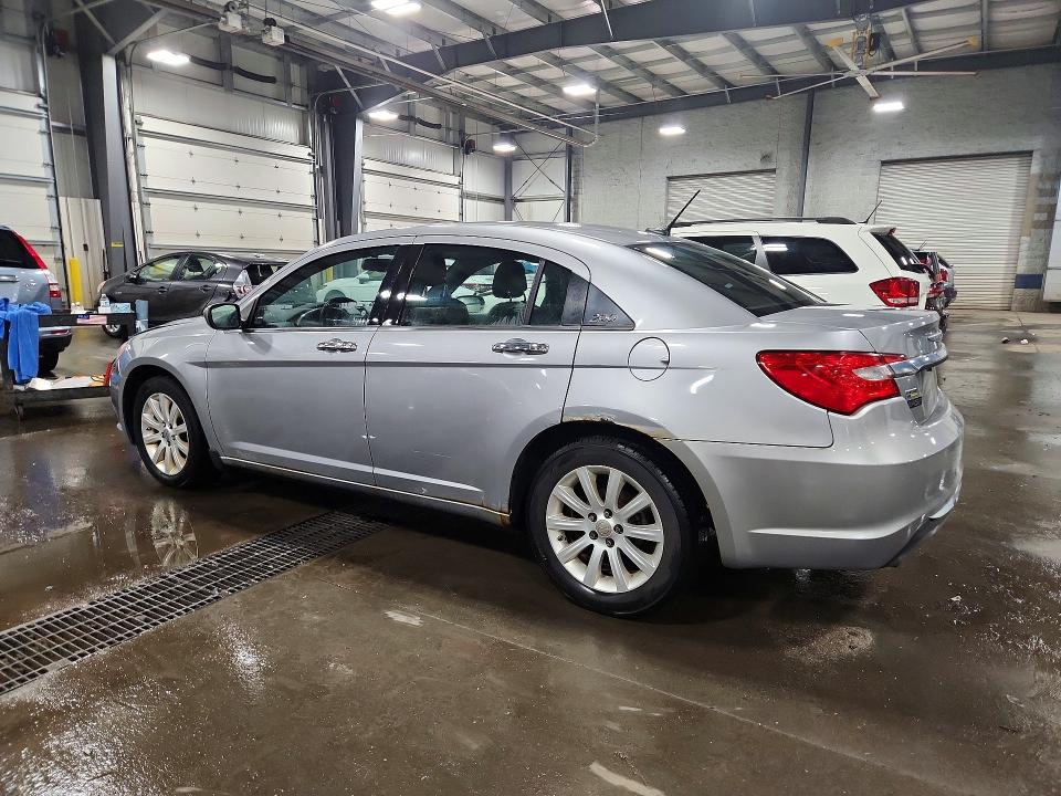 Продажа на аукционе авто 2013 Chrysler 200, vin: 1C3CCBCG1DN514896, номер лота: 51527256