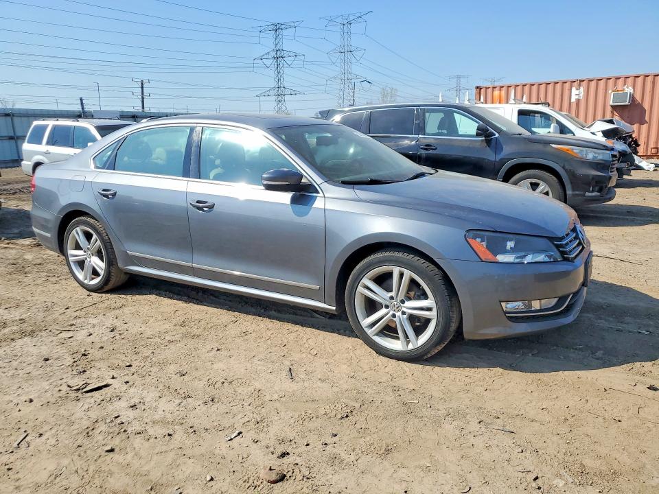 50743326 :رقم المزاد ، 1VWCN7A3XEC038886 vin ، 2014 Volkswagen Passat مزاد بيع