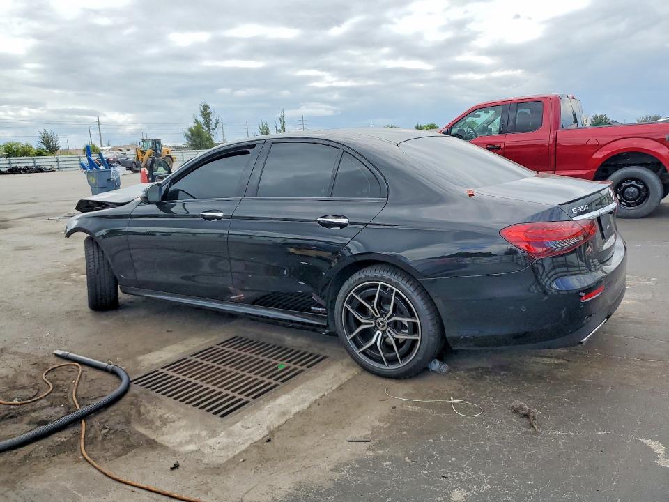 2021 Mercedes-benz E მანქანა იყიდება აუქციონზე, vin: W1KZF8DBXMA961839, აუქციონის ნომერი: 51646826