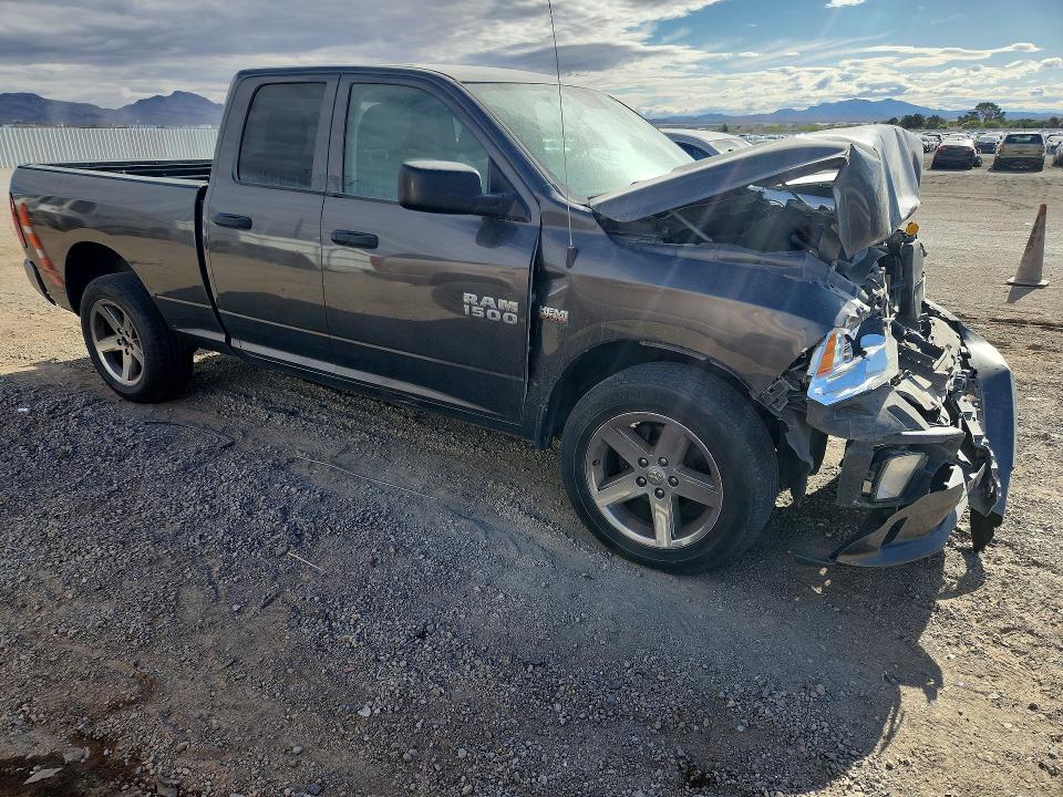Продажа на аукционе авто 2018 Ram 1500, vin: 1C6RR7FTXJS171942, номер лота: 79117165