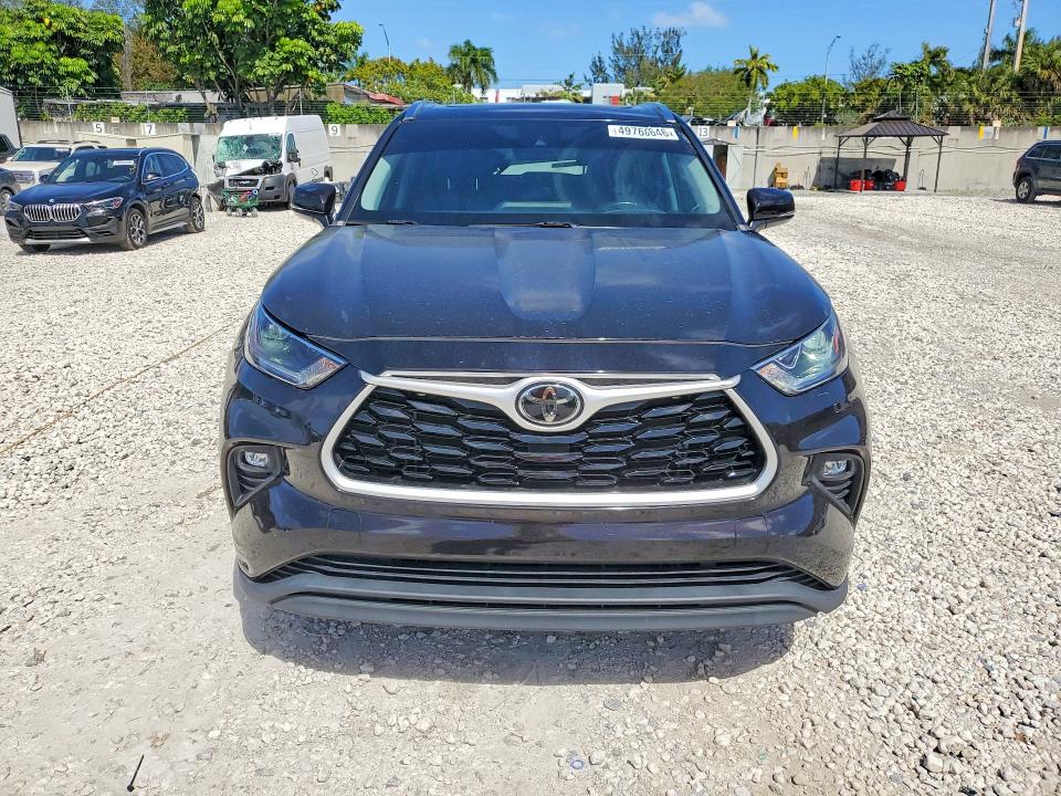 Продажа на аукционе авто 2021 Toyota Highlander, vin: 5TDGZRAH8MS081278, номер лота: 49760646