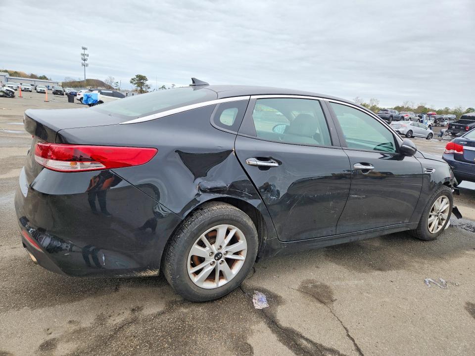 Продаж на аукціоні авто 2017 Kia Optima, vin: 5XXGT4L3XHG151537, номер лоту: 51003736
