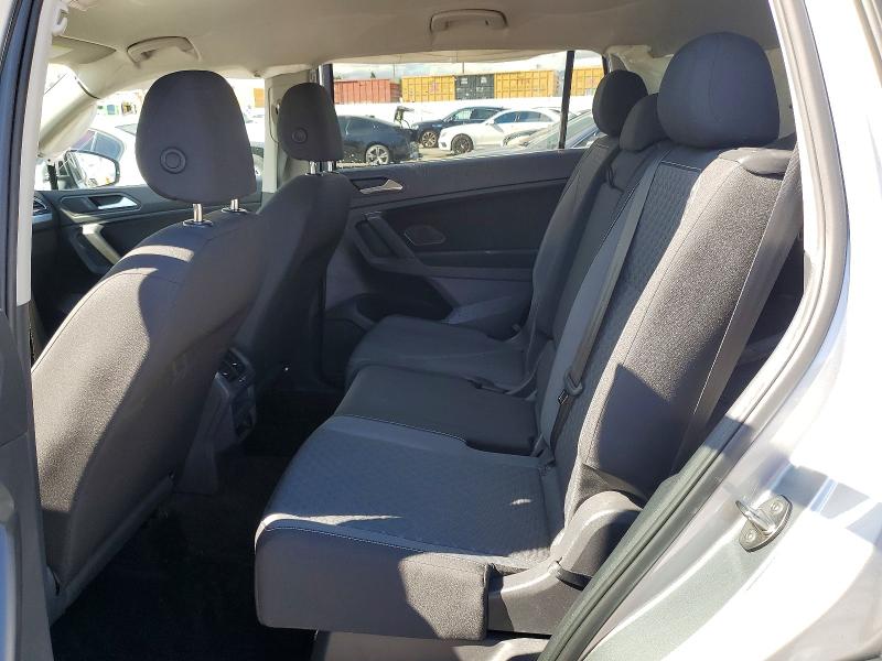 49574366 :رقم المزاد ، 3VV1B7AX0MM117777 vin ، 2021 Volkswagen Tiguan مزاد بيع
