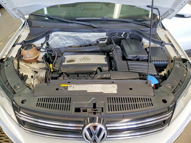 Aukcja sprzedaży 2015 Volkswagen Tiguan, vin: WVGBV7AX5FW566106, numer aukcji: 50786106