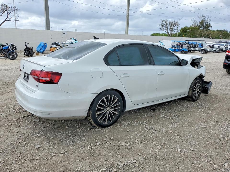 48633186 :رقم المزاد ، 3VWD17AJ8GM237659 vin ، 2016 Volkswagen Jetta مزاد بيع